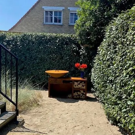 Simonne Villa
